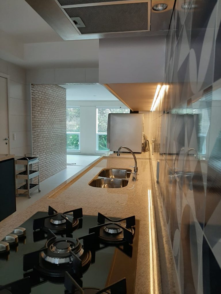 2019 APARTAMENTO L&M